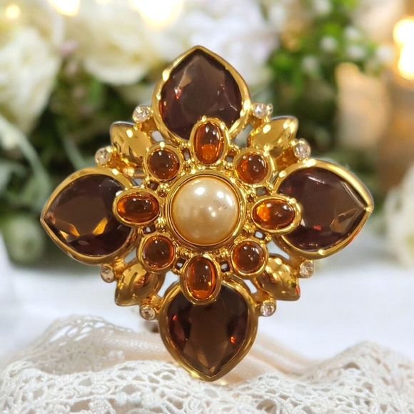 Joan Rivers Jewelry - JOAN RIVERS Magnificent Jeweled Maltese Cross Brooch